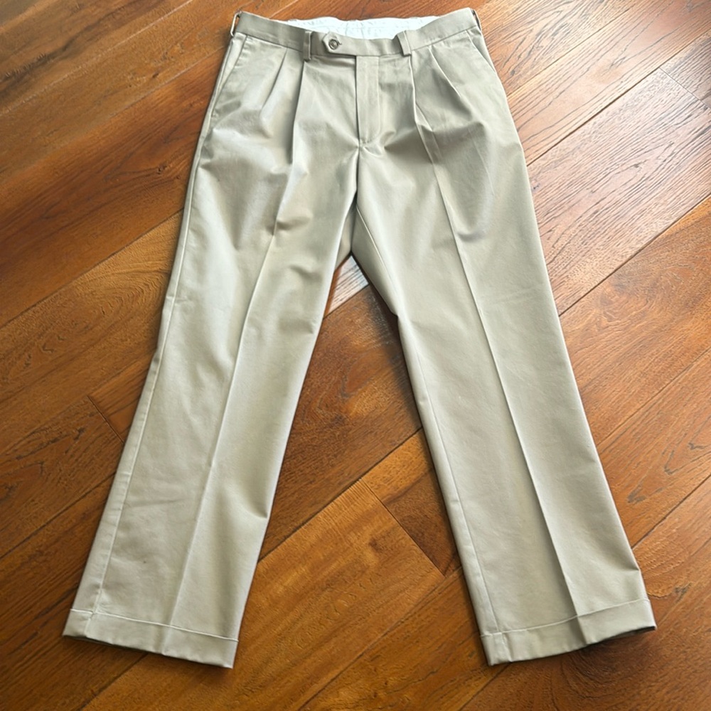 Roundtree & Yorke Classic Fit Men’s Pants